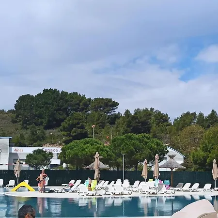 Camping Mobil 4* La Falaise *